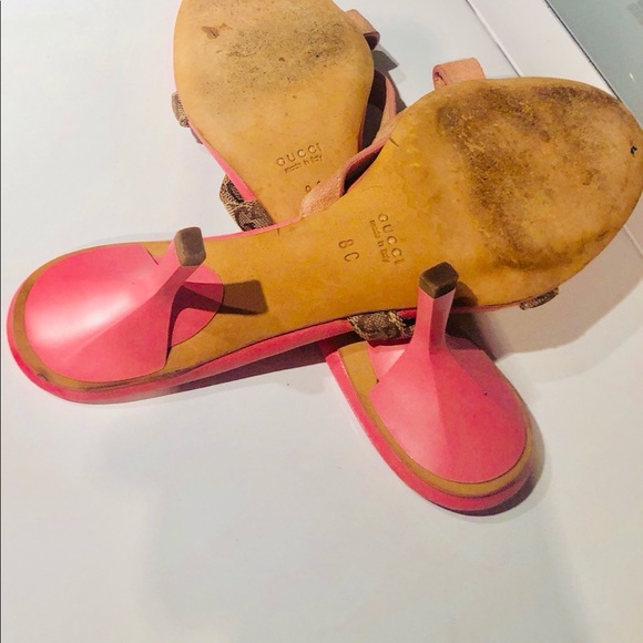 GUCCI sandals/heels with GUCCI monogram print. - Picture 3 of 6